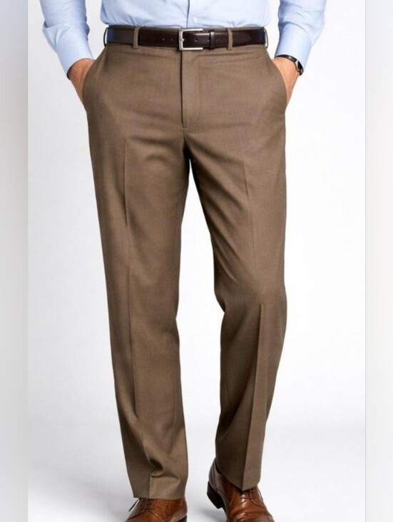 Van Heusen Other - Van Heusen Straight Fit Flat Front Mens Size 40 X 32 Dress Pants in Brown